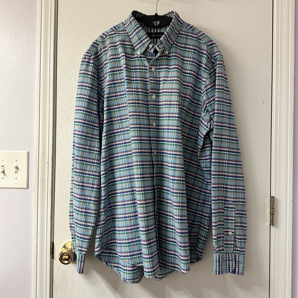 Polo by Ralph Lauren button down shirt Large EUC

Make me an offer!